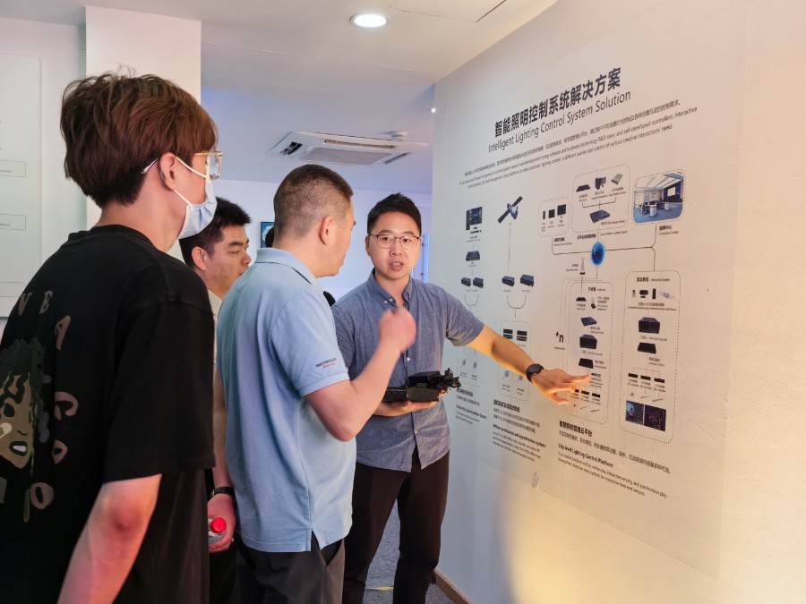 168724803612369073C7.jpg 2.jpg