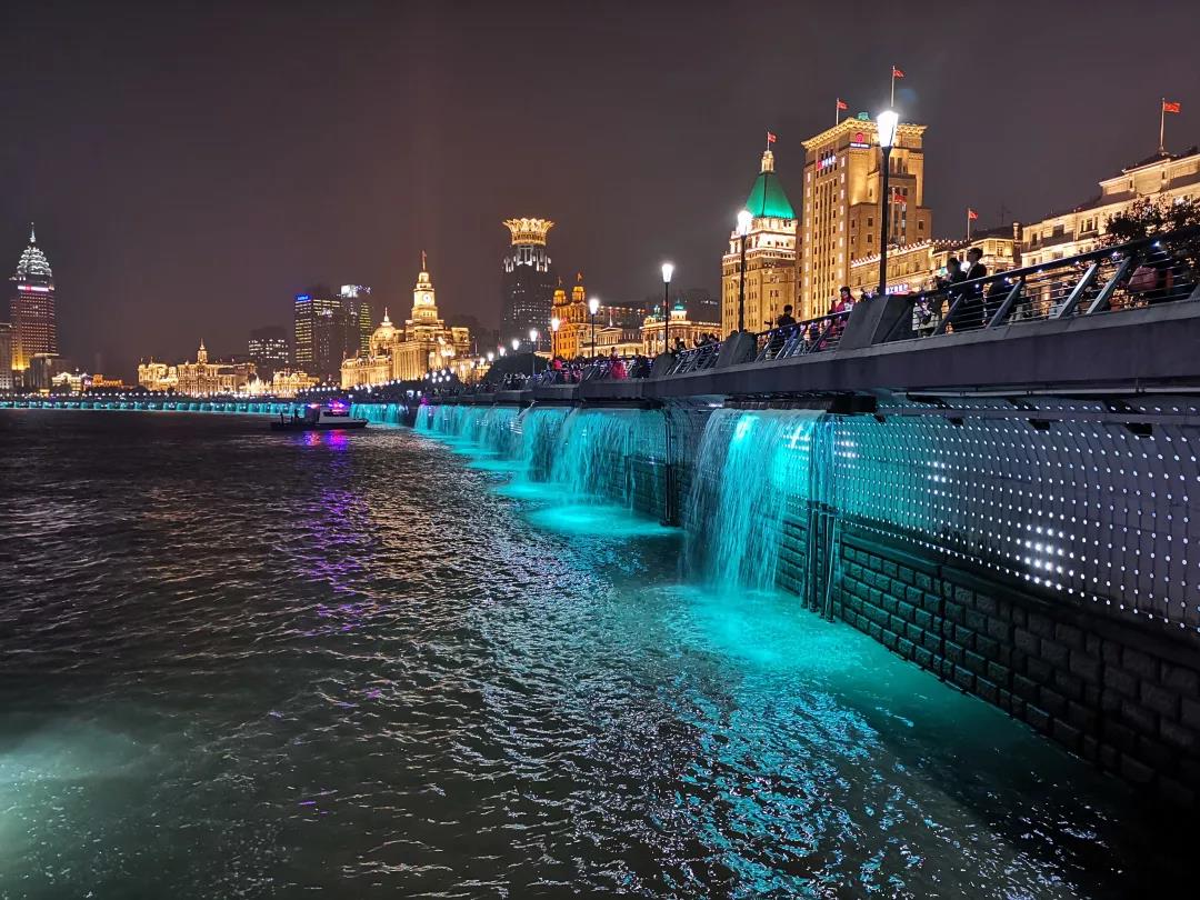 “上?！げ灰沟木省?，看進(jìn)博會(huì)如何打造黃浦江水中的高防水性照明！