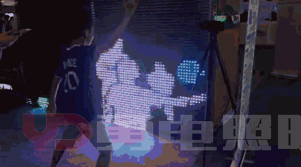1531201210565093.gif